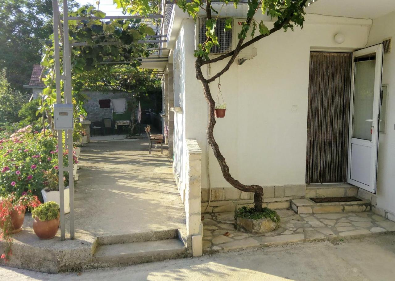 Apartmani Bosco Tivat Exterior photo